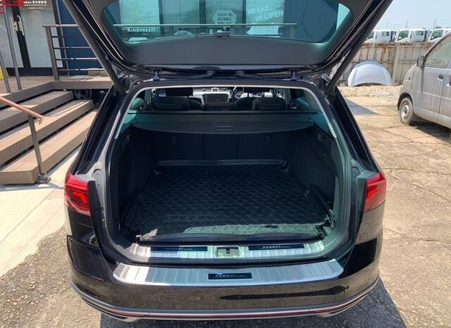 
								VOLKSWAGEN PASSAT ALLTRACK FOR SALE IN KENYA full									