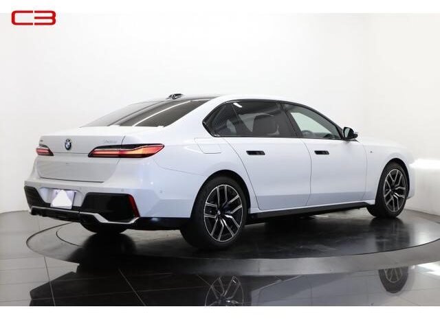 
								BMW 7 SERIES FOR SALE IN KENYA full									