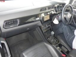 
										VOLKSWAGEN GOLF TOURAN FOR SALE IN KENYA full									