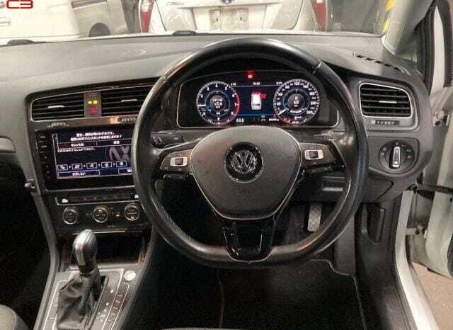 
								VOLKSWAGEN GOLF VARIANT FOR SALE IN KENYA full									