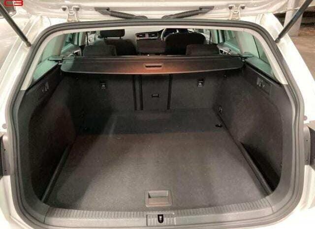 
								VOLKSWAGEN GOLF VARIANT FOR SALE IN KENYA full									