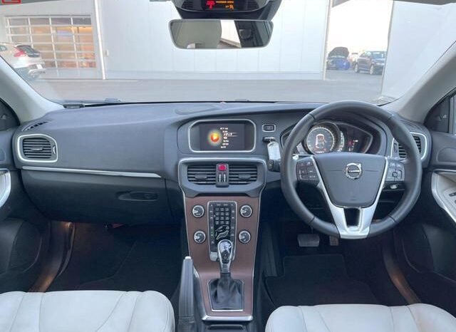 
								VOLVO V40 FOR SALE IN KENYA full									