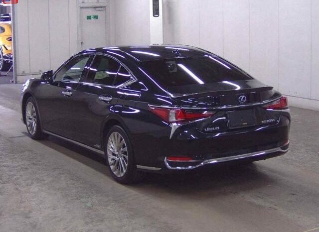 
								LEXUS ES FOR SALE IN KENYA full									