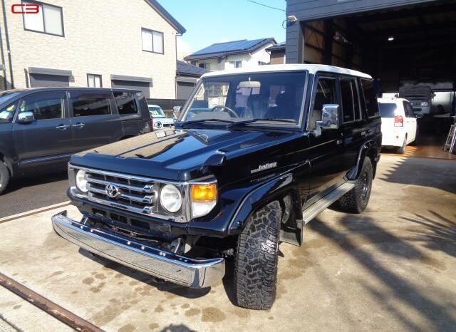 
								TOYOTA LAND CRUISER FOR SALE IN KENYA full									