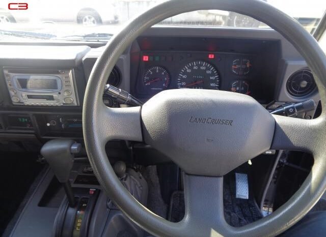 
								TOYOTA LAND CRUISER FOR SALE IN KENYA full									