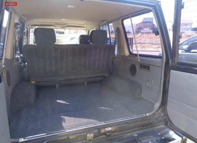 
								TOYOTA LAND CRUISER FOR SALE IN KENYA full									