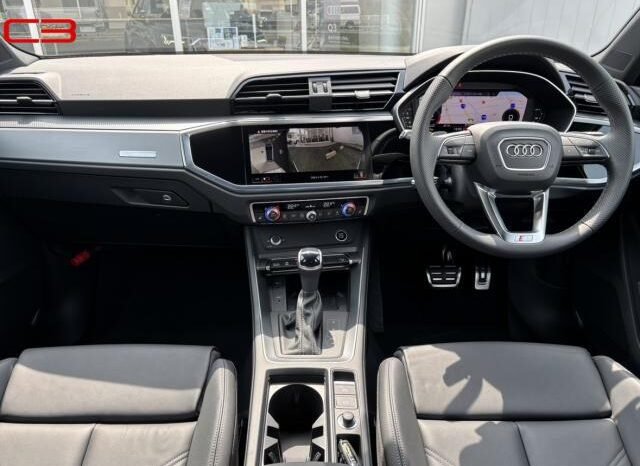 
								AUDI Q3 FOR SALE IN KENYA full									