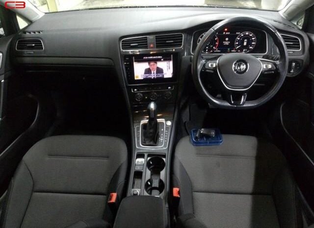 
								VOLKSWAGEN GOLF FOR SALE IN KENYA full									
