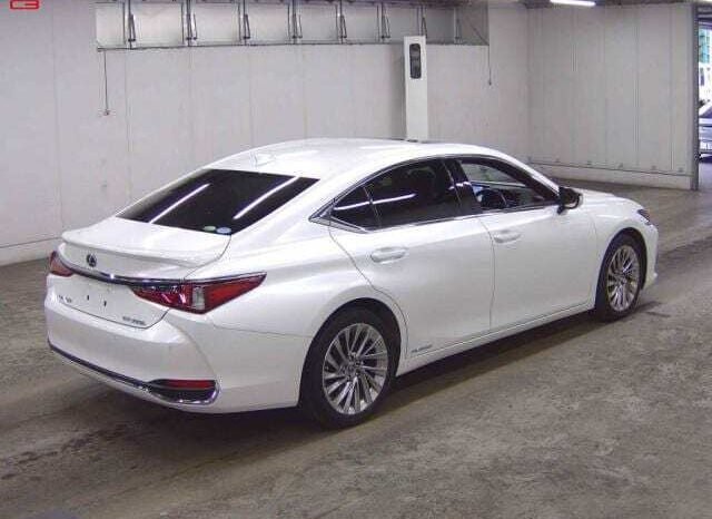 
								LEXUS ES FOR SALE IN KENYA full									