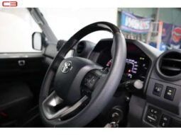 
										TOYOTA LAND CRUISER FOR SALE IN KENYA full									