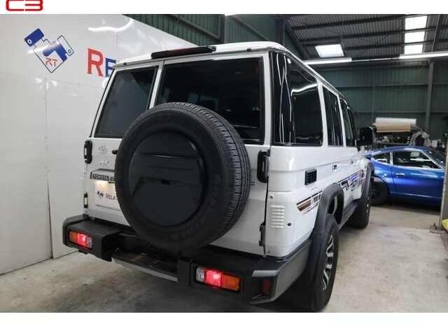 
								TOYOTA LAND CRUISER FOR SALE IN KENYA full									