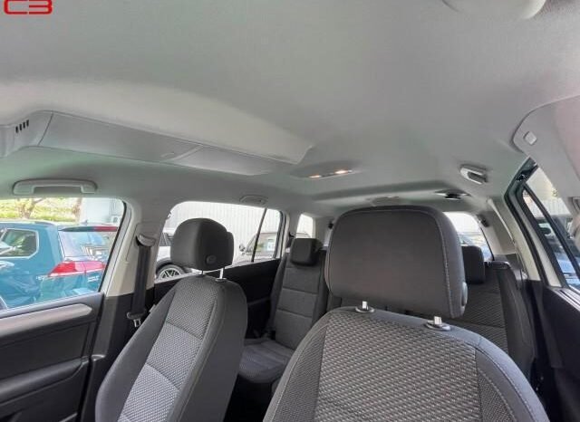 
								VOLKSWAGEN GOLF TOURAN FOR SALE IN KENYA full									