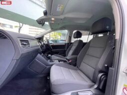 
										VOLKSWAGEN GOLF TOURAN FOR SALE IN KENYA full									