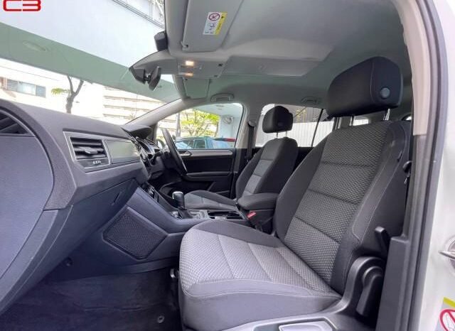 
								VOLKSWAGEN GOLF TOURAN FOR SALE IN KENYA full									