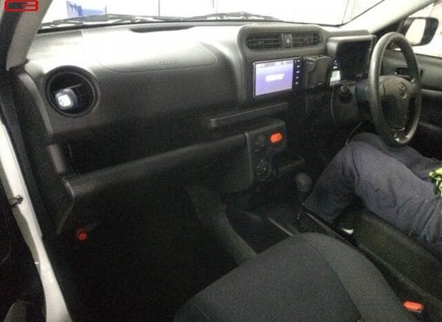 
								TOYOTA SUCCEED VAN FOR SALE IN KENYA full									