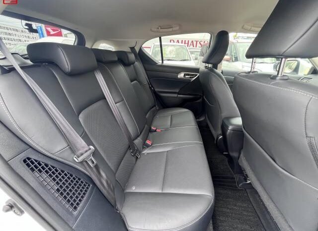 
								LEXUS CT FOR SALE IN KENYA full									