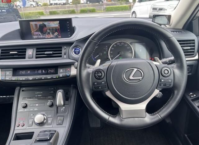 
								LEXUS CT FOR SALE IN KENYA full									
