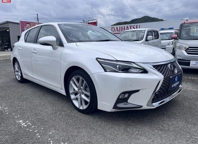
								LEXUS CT FOR SALE IN KENYA full									