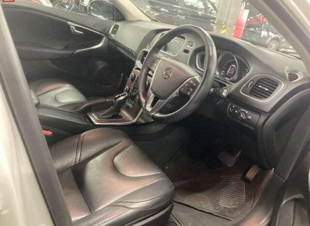 
								VOLVO V40 FOR SALE IN KENYA full									