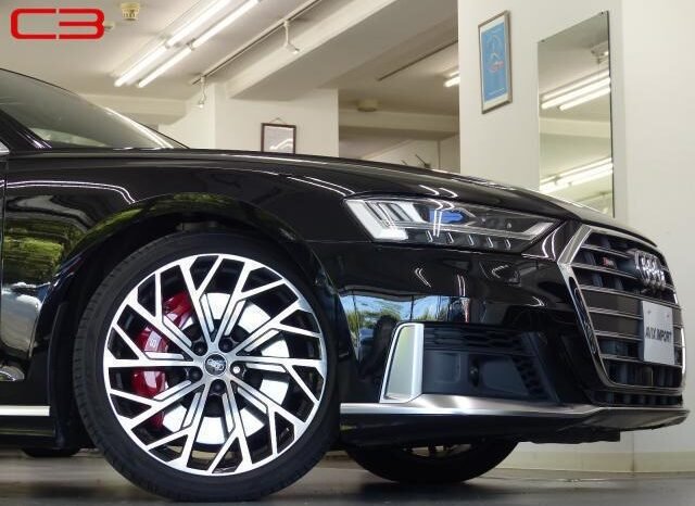 
								AUDI S8 FOR SALE IN KENYA full									