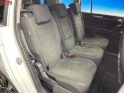 
										VOLKSWAGEN GOLF TOURAN FOR SALE IN KENYA full									