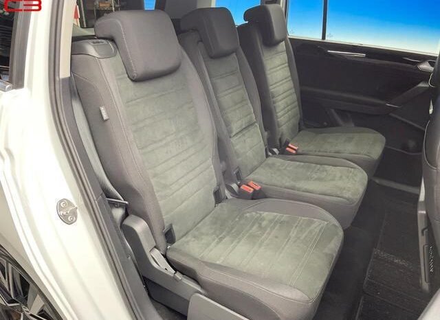 
								VOLKSWAGEN GOLF TOURAN FOR SALE IN KENYA full									