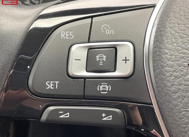 
								VOLKSWAGEN GOLF TOURAN FOR SALE IN KENYA full									
