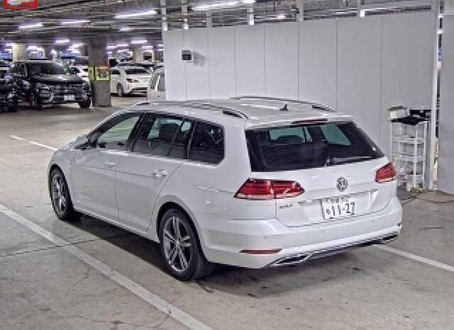 
								VOLKSWAGEN GOLF VARIANT FOR SALE IN KENYA full									