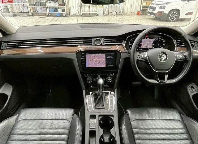 
								VOLKSWAGEN PASSAT VARIANT FOR SALE IN KENYA full									
