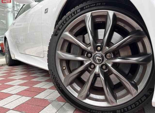 
								LEXUS RC FOR SALE IN KENYA full									