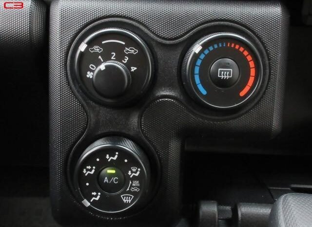 
								TOYOTA SUCCEED VAN FOR SALE IN KENYA full									