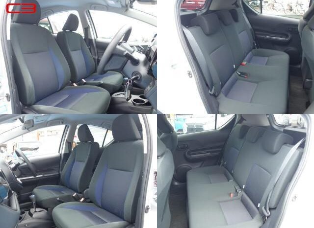 
								TOYOTA AQUA FOR SALE IN KENYA full									