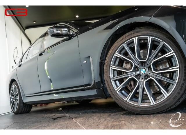 
								BMW 7 SERIES FOR SALE IN KENYA full									