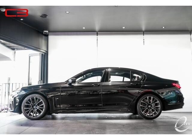 
								BMW 7 SERIES FOR SALE IN KENYA full									