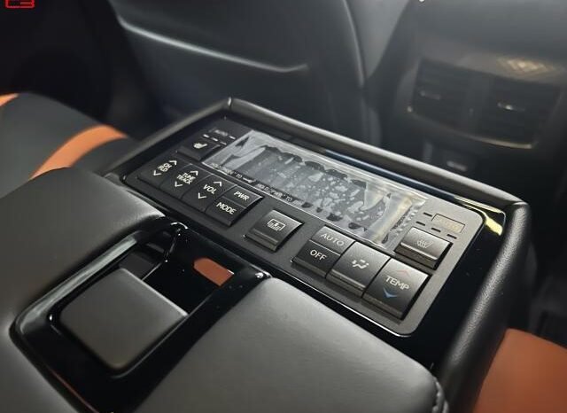 
								LEXUS GS F FOR SALE IN KENYA full									