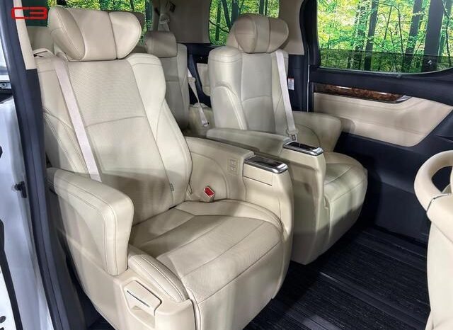 
								TOYOTA VELLFIRE HYBRID FOR SALE IN KENYA full									