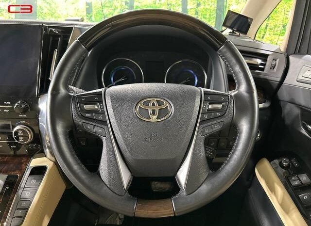 
								TOYOTA VELLFIRE HYBRID FOR SALE IN KENYA full									