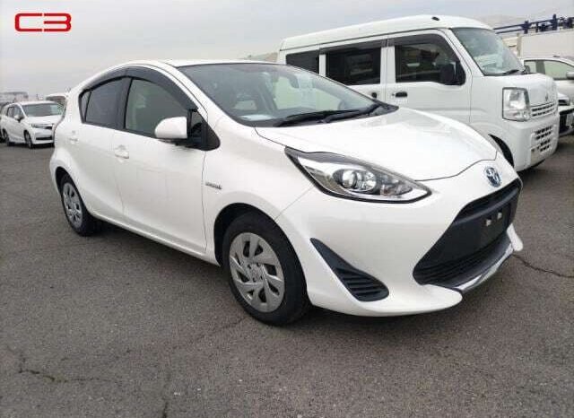 
								TOYOTA AQUA FOR SALE IN KENYA full									