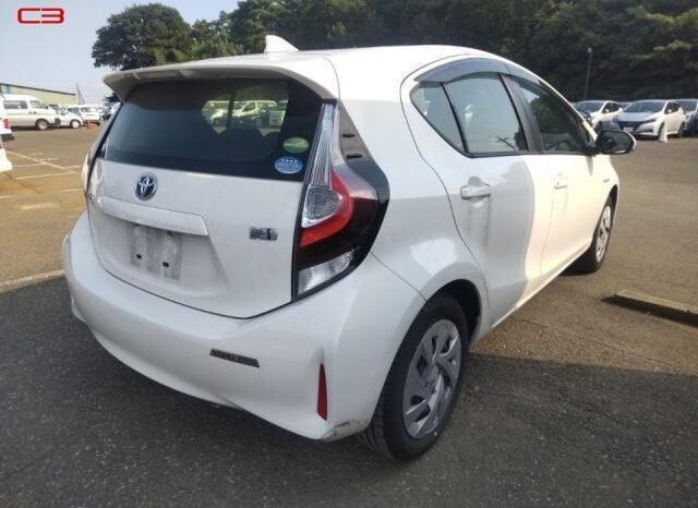 
								TOYOTA AQUA FOR SALE IN KENYA full									