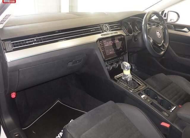 
								VOLKSWAGEN PASSAT FOR SALE IN KENYA full									