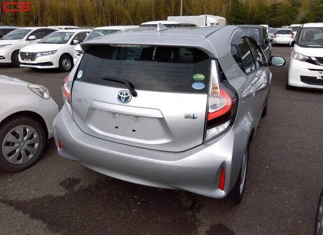 
								TOYOTA AQUA FOR SALE IN KENYA full									