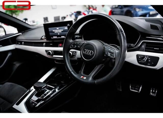 
								AUDI A5 FOR SALE IN KENYA full									