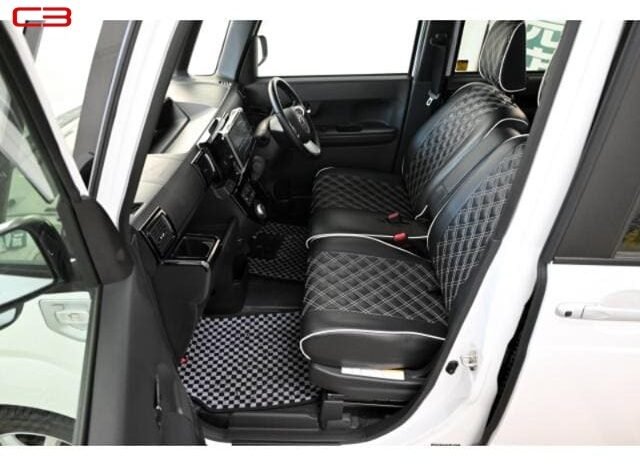 
								TOYOTA PIXIS MEGA FOR SALE IN KENYA full									