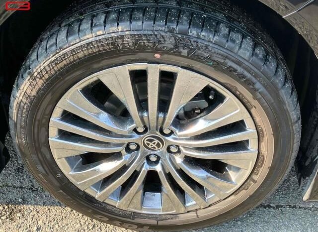 
								TOYOTA HARRIER HYBRID FOR SALE IN KENYA full									