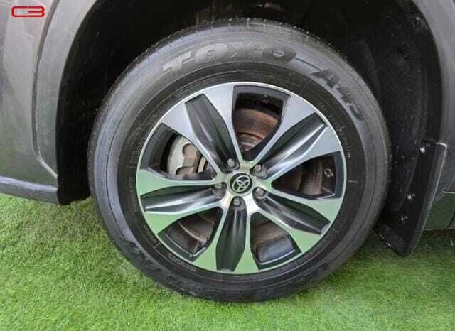 
								TOYOTA KLUGER FOR SALE IN KENYA full									