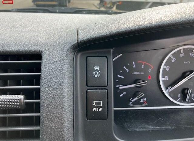 
								TOYOTA HIACE COMMUTER FOR SALE IN KENYA full									