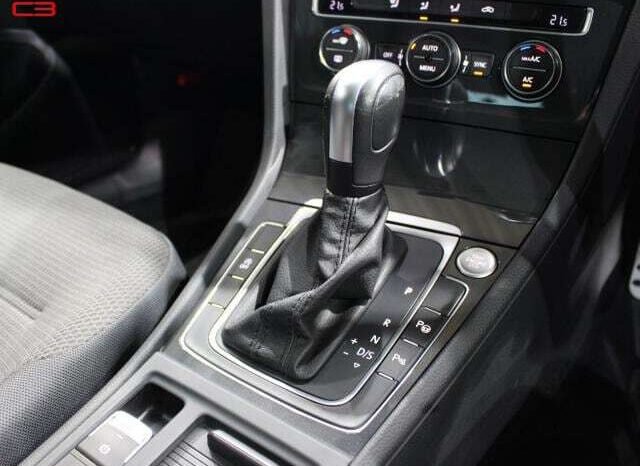 
								VOLKSWAGEN GOLF FOR SALE IN KENYA full									