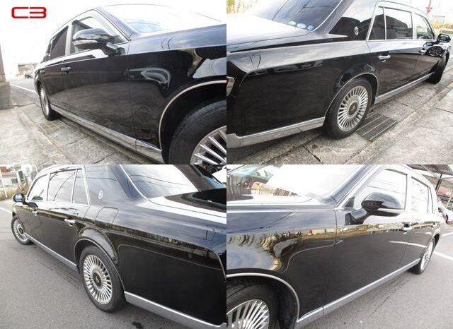 
								TOYOTA CENTURY FOR SALE IN KENYA full									
