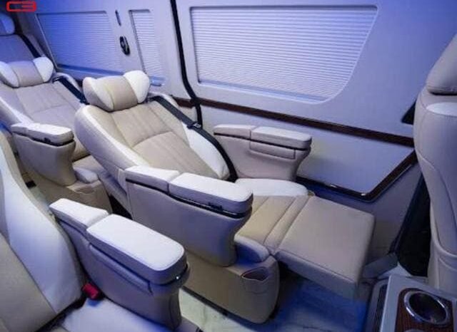 
								TOYOTA HIACE COMMUTER FOR SALE IN KENYA full									