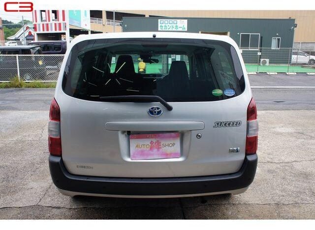 
								TOYOTA SUCCEED VAN HYBRID FOR SALE IN KENYA full									